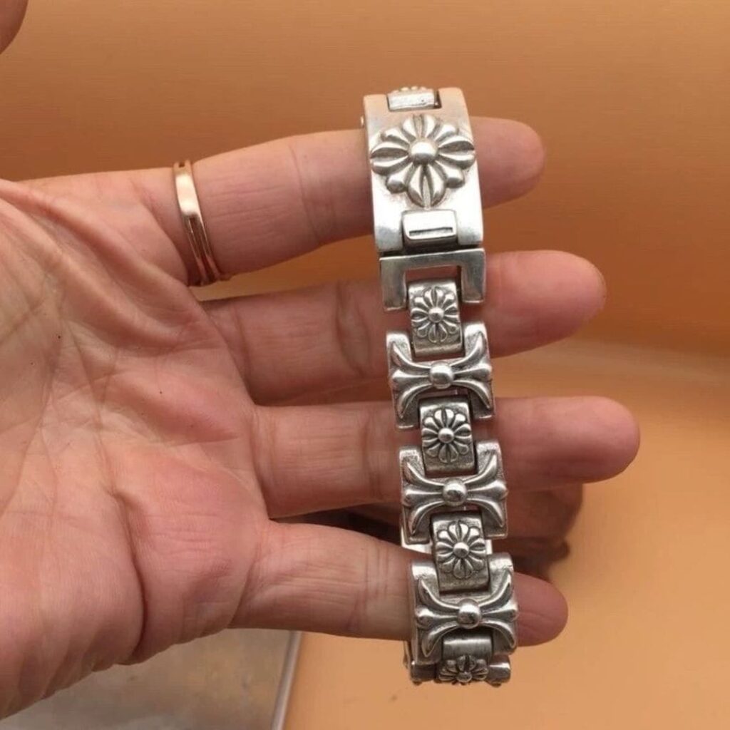 Handcrafted Antique Silver Bracelet with Floral Patterns