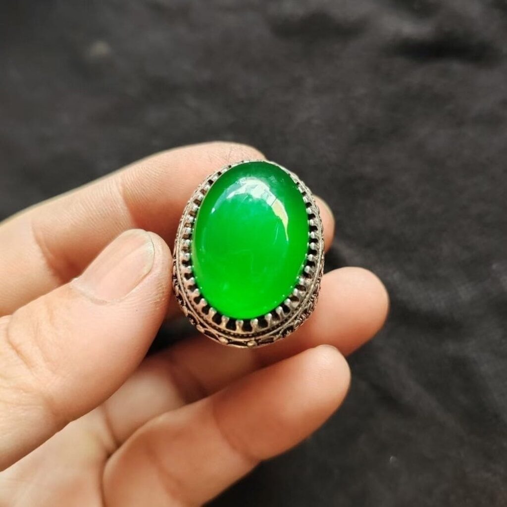 Vintage Men's Ring with High-Ice Green Jade and Old Silver