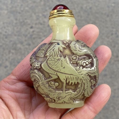 Luminous Dragon and Phoenix Snuff Bottle - Handcrafted Vintage Decorative Item