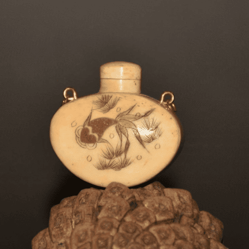 Antique Hand-Carved Cow Bone Snuff Bottle – "Abundant Fish" Design