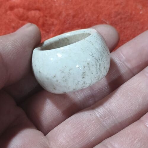 Antique Hetian jade ring – Chicken bone white, Red Mountain culture